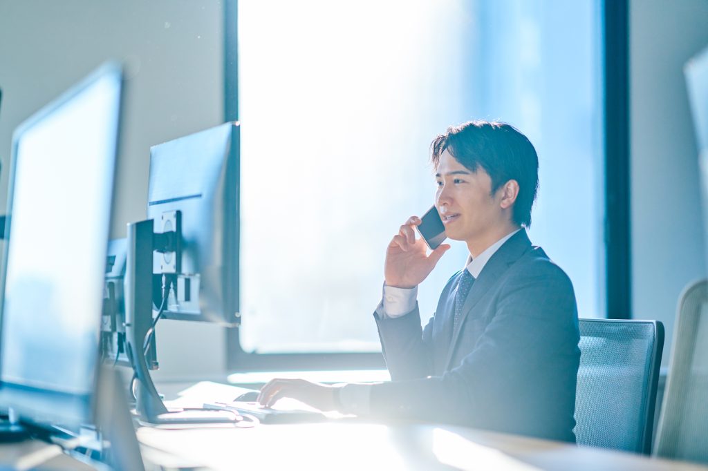 中国語の電話対応ガイド！基本フレーズ～ビジネス応用術まで徹底解説