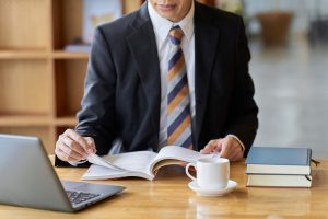 ビジネス中国語の学習時間は？習得の目安と効率的な勉強法を解説