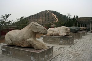 漢王朝の歴史を徹底解説！始皇帝の統一を継いだ漢字と成語のルーツ