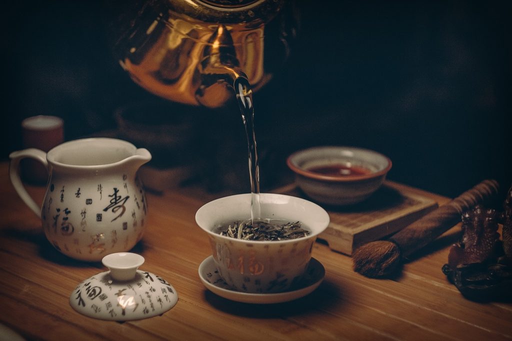 【茶芸の作法】知っていると一目置かれる「もてなし」のルール