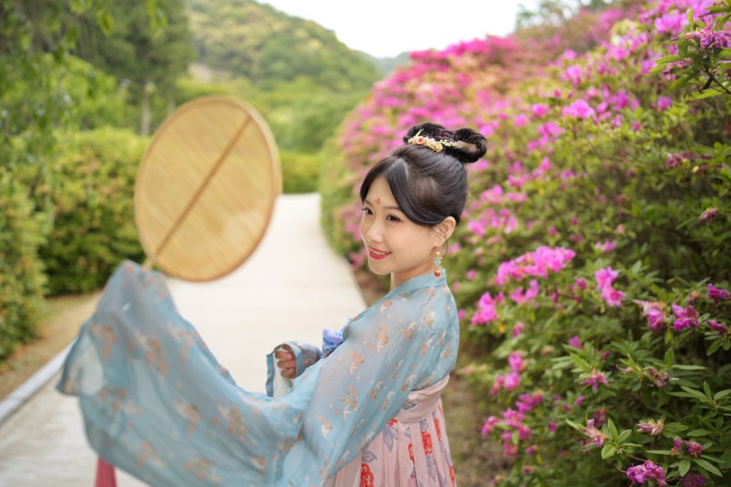 【漢服の着方】初心者が押さえておきたい構造とルール