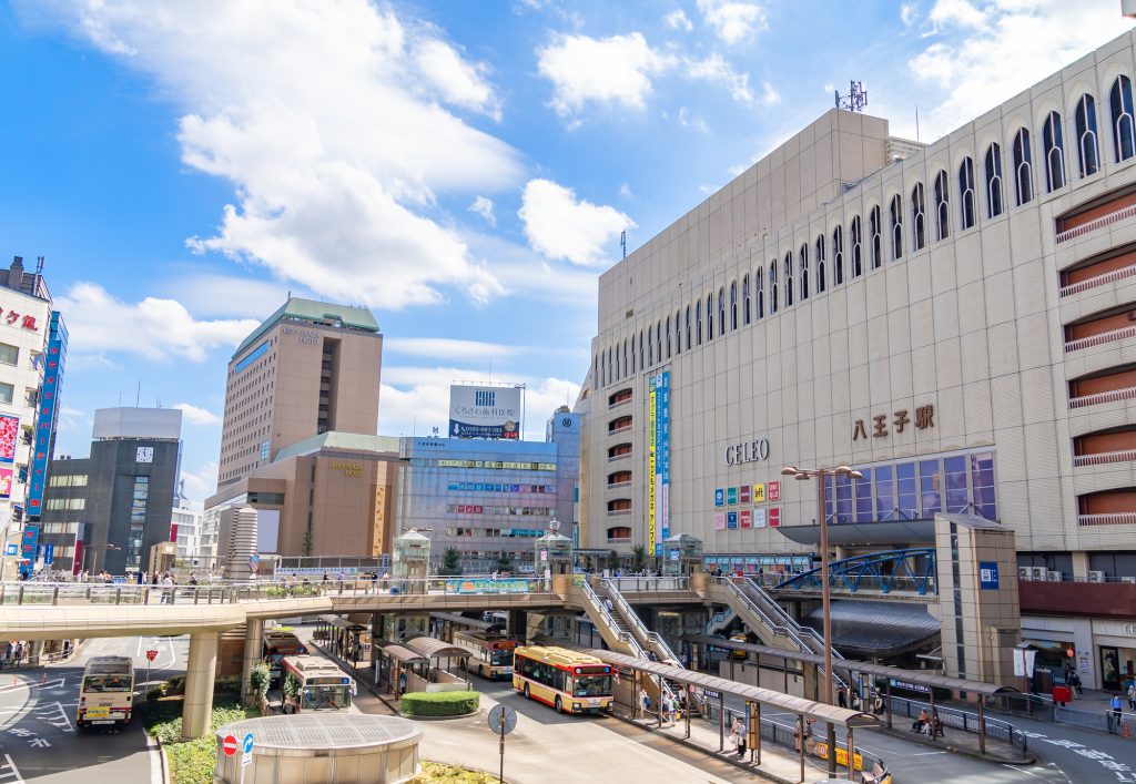 【八王子】中国語教室の料金相場は？駅前スクール vs 市民講座
