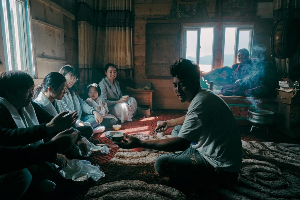中国・チベットの食文化の歴史:宗教と遊牧生活がもたらした深い背景