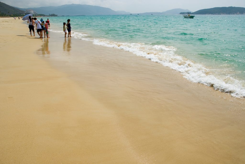海南島旅行ガイド｜中国語フレーズで巡るリゾート・ビーチ・観光スポット
